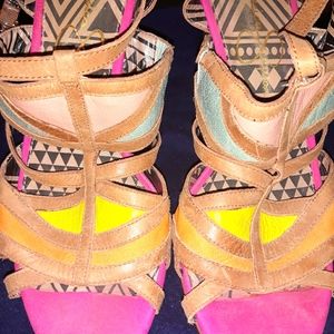 JessicaSimpson multicolored Wedges